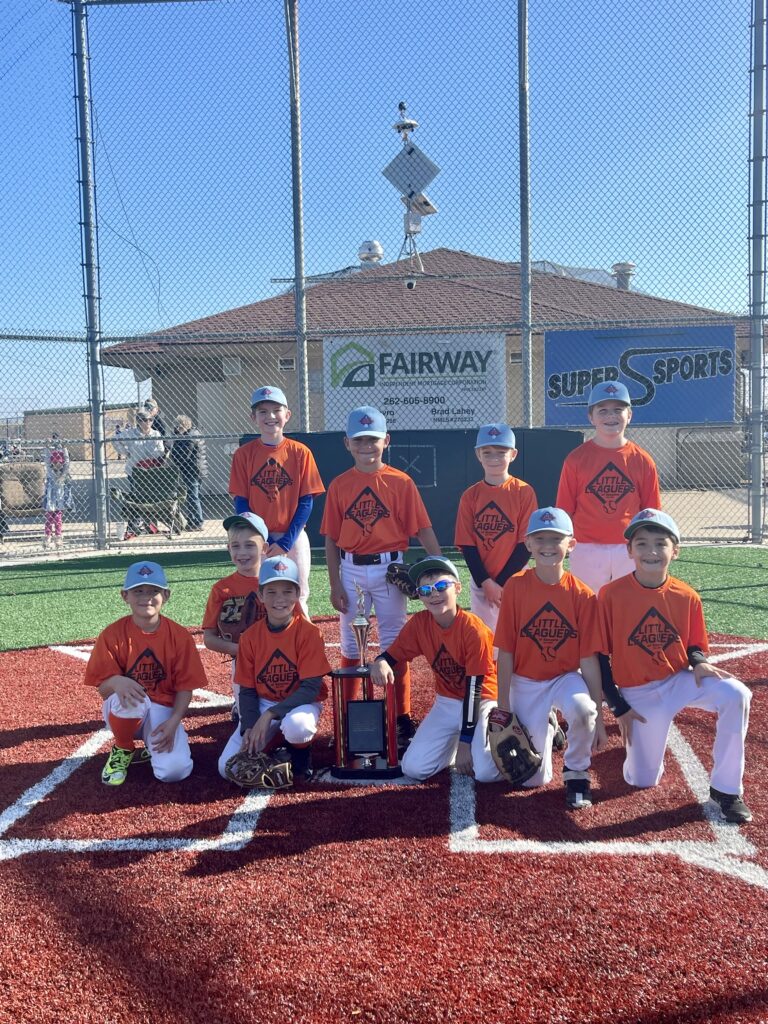 State-champion Kenosha Red 12-U baseball team advances to Little League  Midwest Region Tournament 